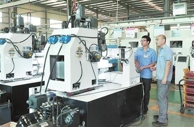 智能制造聯(lián)動互聯(lián)網(wǎng)信息，章貢區(qū)構(gòu)筑經(jīng)濟發(fā)展新格局